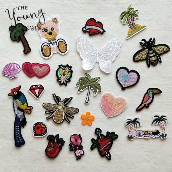 Cartoon Decorative Patch Heart tree butterfly Pattern Embroidered Applique Patches For DIY Iron on Patch Stickers Cartoon Decorative Patch Heart tree butterfly Pattern Embroidered Applique Patches For DIY Iron on Patch Stickers on The Clothes